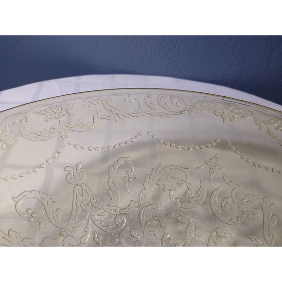 Yellow depression glass fruit bowl - Picture 4 of 6